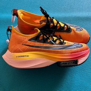 NWT Nike air zoom alphafly  sneaker